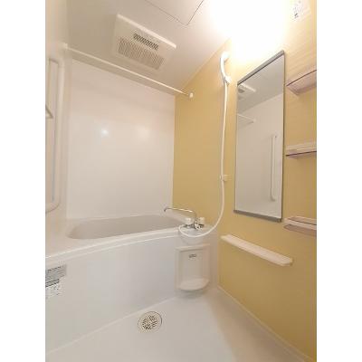 Ｐｉｎｅ　Ｃｏｕｒｔ 101【管理NO：1-017003201-01010】 ★家具家電は申し込み後に搬入しますの物件画像