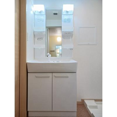 シーガーディアンⅡ 205【管理NO：1-016854402-02040】 ★家具家電は申し込み後に搬入します★の物件画像