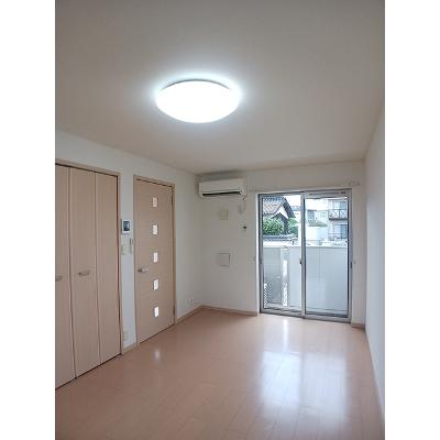 エクセレント　ユリ 101【管理NO：1-016635301-01010】 ★家具家電は申し込み後に搬入しますの物件画像