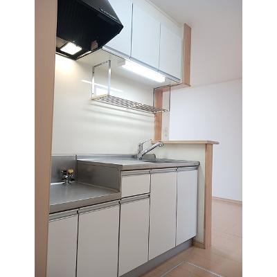 エクセレント　ユリ 101【管理NO：1-016635301-01010】 ★家具家電は申し込み後に搬入しますの物件画像