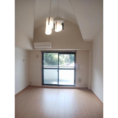 シャンポールＡ 402【管理NO：1-011918601-04020】 ★家具家電は申し込み後に搬入しますの物件画像