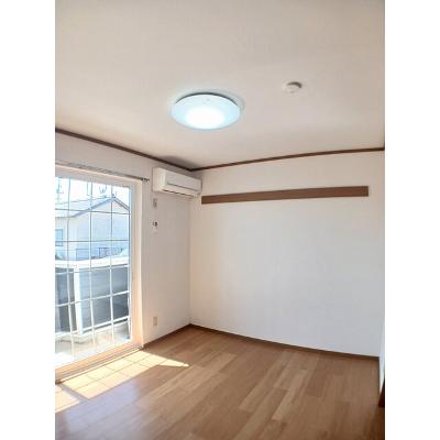 ローブレＴ・Ｋ 102【管理NO：1-010724201-01020】 ★家具家電は申し込み後に搬入します★の物件画像