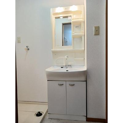 ローブレＴ・Ｋ 102【管理NO：1-010724201-01020】 ★家具家電は申し込み後に搬入します★の物件画像