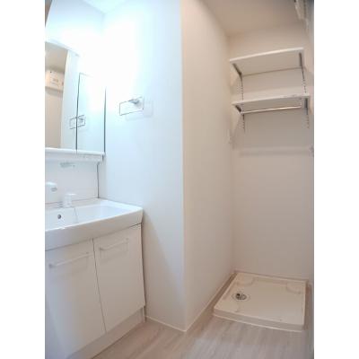 ラフレシャンタン　さいか 203【管理NO：1-027886301-02030】 ★家具家電は申し込み後に搬入します★の物件画像