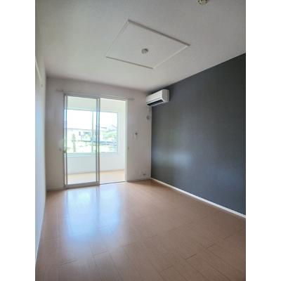 リバーフィールド　わらび 103【管理NO：1-020021401-01030】 ★家具家電は申し込み後に搬入しますの物件画像