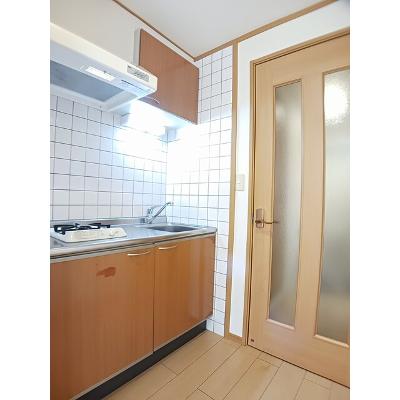 ヴィオラＧ 301【管理NO：1-012649901-03010】 ★家具家電は申し込み後に搬入しますの物件画像