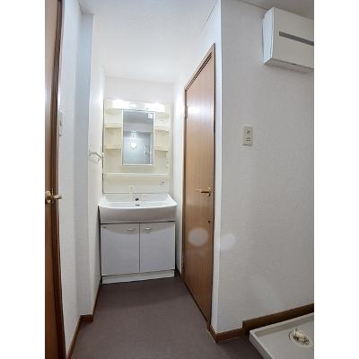 クレセント上乃木Ｃ 203【管理NO：1-011046803-02030】 ★家具家電は申し込み後に搬入しますの物件画像
