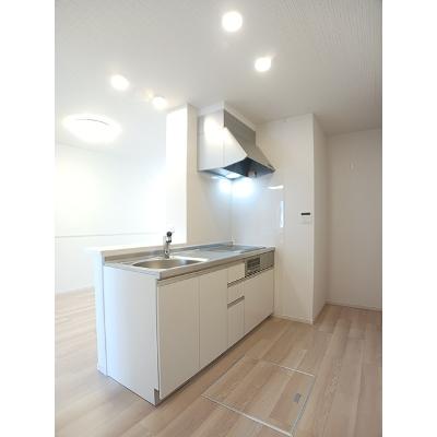 ラルジュＢ 104【管理NO：1-028563202-01040】 ★家具家電は申し込み後に搬入します★の物件画像