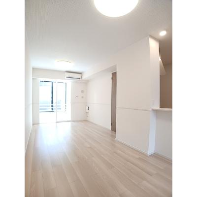 ラルジュＢ 103【管理NO：1-028563202-01030】 ★家具家電は申し込み後に搬入します★の物件画像
