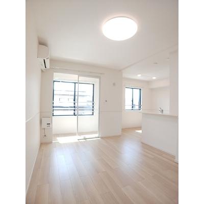 ラルジュＡ 204【管理NO：1-028563201-02040】 ★家具家電は申し込み後に搬入します★の物件画像
