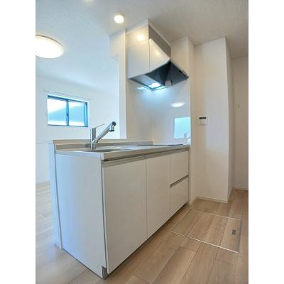 ラルジュＡ 105【管理NO：1-028563201-01050】 ★家具家電は申し込み後に搬入します★の物件画像
