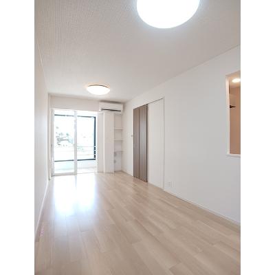 シャンテ　カノンＢ 105【管理NO：1-028557102-01050】 ★家具家電は申し込み後に搬入します★の物件画像