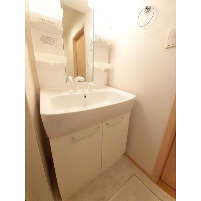 ＦＬＯＷＥＲ　Ｂ 201【管理NO：1-016423002-02010】 ★家具家電は申し込み後に搬入します 2026年09月中旬入居可能の物件画像