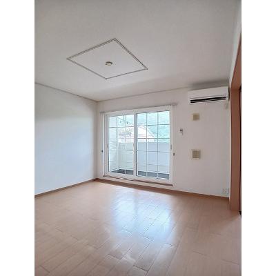 リヴァーサイド意宇Ⅴ 205【管理NO：1-014948901-02040】 ★家具家電は申し込み後に搬入します★の物件画像