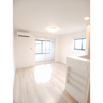 グリーン　オレンジ　Ｃ 205【管理NO：1-027525203-02050】 ★家具家電は申し込み後に搬入します★の物件画像