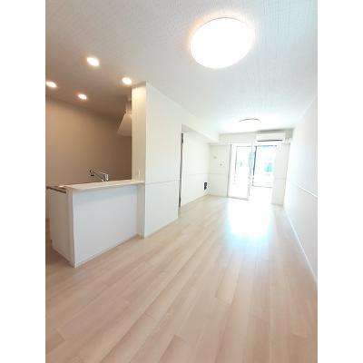 シェラ 101【管理NO：1-027420303-01010】 ★家具家電は申し込み後に搬入します★の物件画像
