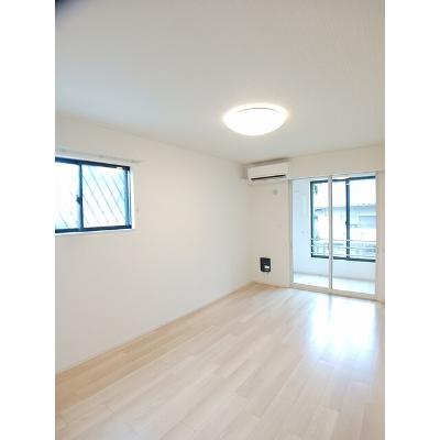 アウローラ　フジックスＡ 101【管理NO：1-027006201-01010】 ★家具家電は申し込み後に搬入しますの物件画像