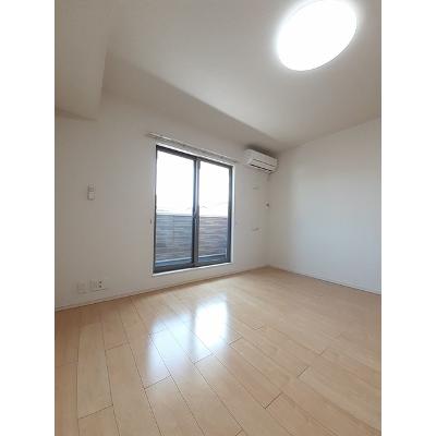 めぞん春日Ⅱ 203【管理NO：1-024319902-02030】 ★家具家電は申し込み後に搬入します★の物件画像