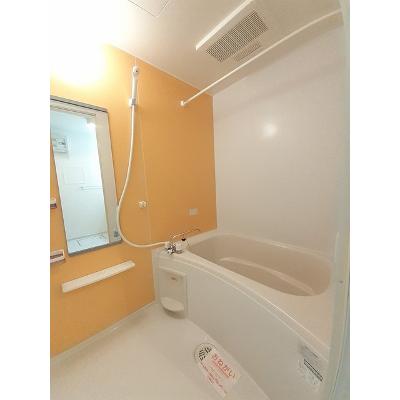 クアレンタ 201【管理NO：1-020567801-02010】 ★家具家電は申し込み後に搬入します★の物件画像