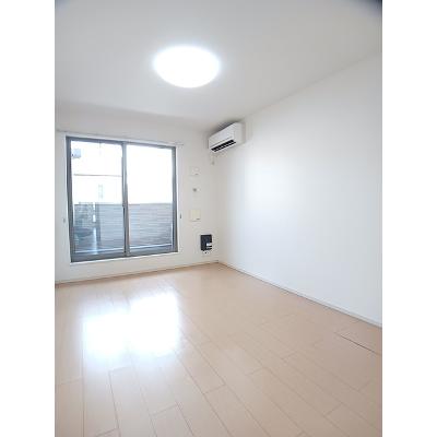ベラ　ルーチェ　Ⅰ 204【管理NO：1-020404401-02040】 ★家具家電は申し込み後に搬入しますの物件画像