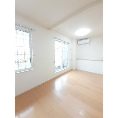 ベル　アンジュ 201【管理NO：1-019714301-02010】 ★家具家電は申し込み後に搬入します★の物件画像