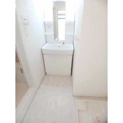 メゾンドフラン 101【管理NO：1-018380701-01010】 ★家具家電は申し込み後に搬入します★の物件画像