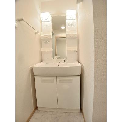 グランデ　パラッツオⅡ 202【管理NO：1-017033402-02020】 ★家具家電は申し込み後に搬入しますの物件画像