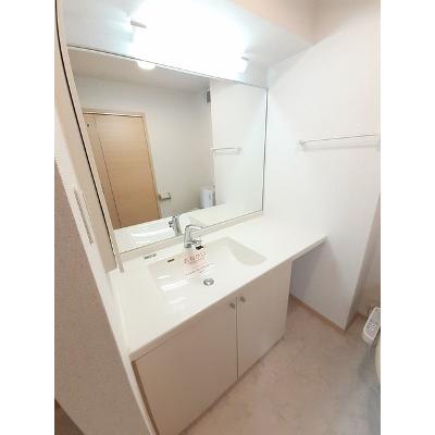 キャトルセゾン 201【管理NO：1-016201601-02010】 ★家具家電は申し込み後に搬入します★の物件画像