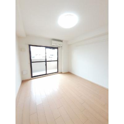 アルカンシェル 106【管理NO：1-015991201-01060】 ★家具家電は申し込み後に搬入します★の物件画像