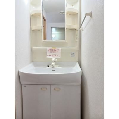 サンヒルズ　Ｂ 101【管理NO：1-011759202-01010】 ★家具家電は申し込み後に搬入します★の物件画像