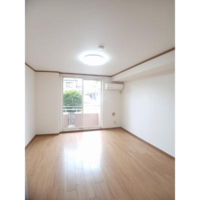 ヴェル・ドゥミール 103【管理NO：1-011388601-01030】 ★家具家電は申し込み後に搬入します★の物件画像