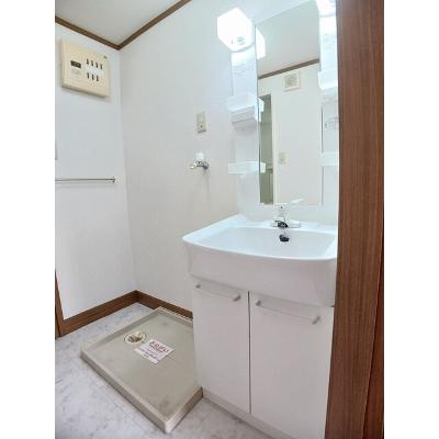 ヴィラグランブルー　Ｂ 202【管理NO：1-010912002-02020】 ★家具家電は申し込み後に搬入します★の物件画像