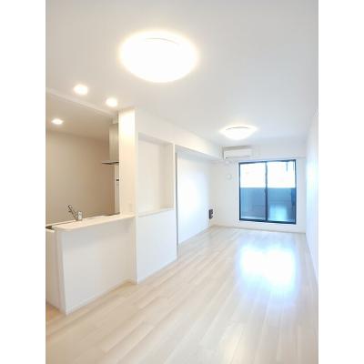 カーサ・ラッフィナートⅡ　Ｂ 201【管理NO：1-028343902-02010】 ★家具家電は申し込み後に搬入します★の物件画像