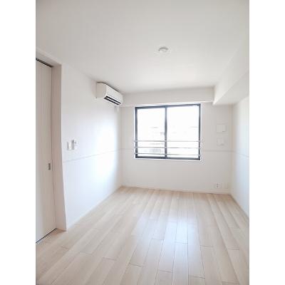 エクイティⅡ 203【管理NO：1-025726501-02030】 ★家具家電は申し込み後に搬入します★の物件画像