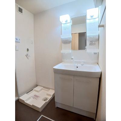 ラフレシールＥ 201【管理NO：1-021858802-02010】 ★家具家電は申し込み後に搬入しますの物件画像