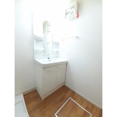 グランディール 201【管理NO：1-019136701-02010】 ★家具家電は申し込み後に搬入しますの物件画像