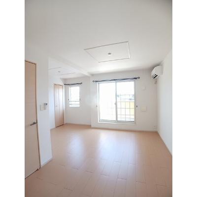 ル・レーヴ 201【管理NO：1-017478401-02010】 ★家具家電は申し込み後に搬入しますの物件画像
