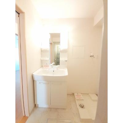 シャルマンフルール 203【管理NO：1-017397001-02030】 ★家具家電は申し込み後に搬入します★の物件画像
