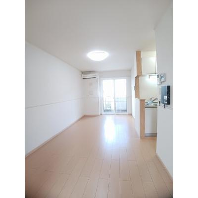 セレノ 103【管理NO：1-016090601-01030】 ★家具家電は申し込み後に搬入します★の物件画像