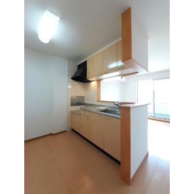 ラップトップ 202【管理NO：1-015200101-02020】 ★家具家電は申し込み後に搬入します★の物件画像