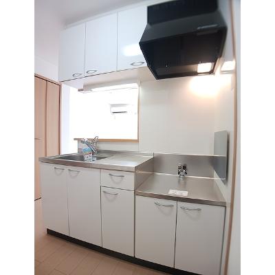 サンリバーヒルズ　Ｂ 103【管理NO：1-014629801-01030】 ★家具家電は申し込み後に搬入します★の物件画像