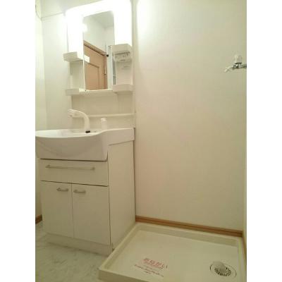 ライトホームズ 201【管理NO：1-014225201-02010】 ★家具家電は申し込み後に搬入します★の物件画像