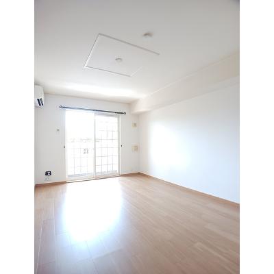 Ｍａｉ　Ｄｅａ 103【管理NO：1-013931701-01030】 ★家具家電は申し込み後に搬入します★の物件画像