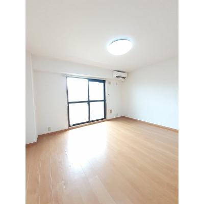 サンライズ 203【管理NO：1-012399601-02030】 ★家具家電は申し込み後に搬入します★の物件画像