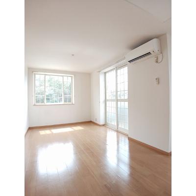 グランドールＢ 203【管理NO：1-012214202-02030】 ★家具家電は申し込み後に搬入しますの物件画像