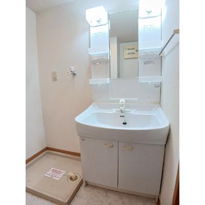 グランドールＢ 203【管理NO：1-012214202-02030】 ★家具家電は申し込み後に搬入しますの物件画像