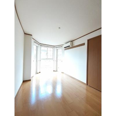 メゾン・ド・ファミール 102【管理NO：1-010262301-01020】 ★家具家電は申し込み後に搬入しますの物件画像