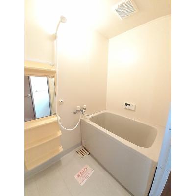 メゾン・ド・ファミール 102【管理NO：1-010262301-01020】 ★家具家電は申し込み後に搬入しますの物件画像