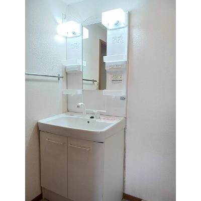 グランドゥールタクミＡ 101【管理NO：1-009617101-01010】 ★家具家電は申し込み後に搬入します★の物件画像