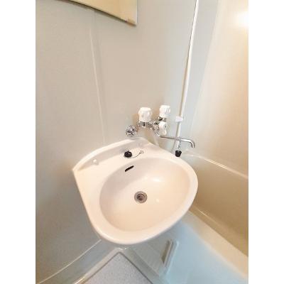 エルディムＹＯＵ 203【管理NO：1-004217501-02030】 ★家具家電は申し込み後に搬入します★の物件画像